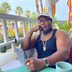 Meet your Posher, Cecil